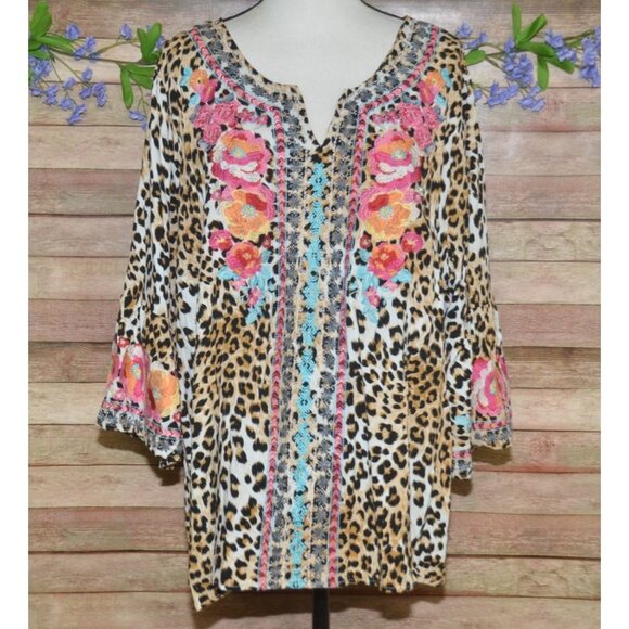 Savanna Jane Cheetah Print 3/4 Bell Sleeve Embroidered Floral Blouse Top Size 3X - Picture 1 of 12